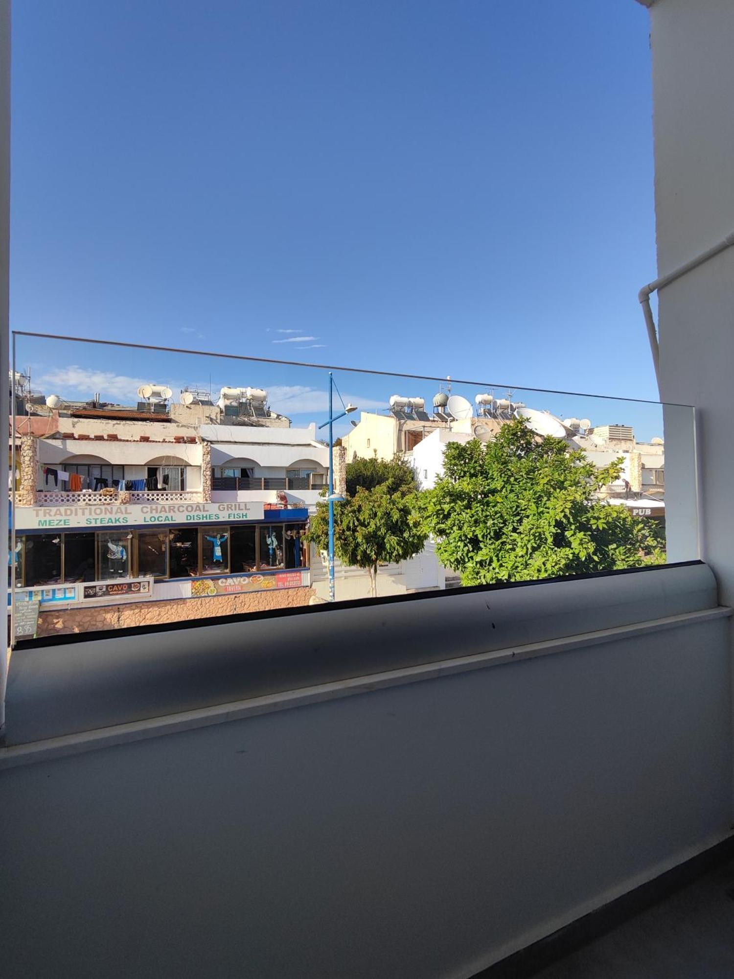 أيا نابا Sun Plaza Suites - Adults Only المظهر الخارجي الصورة