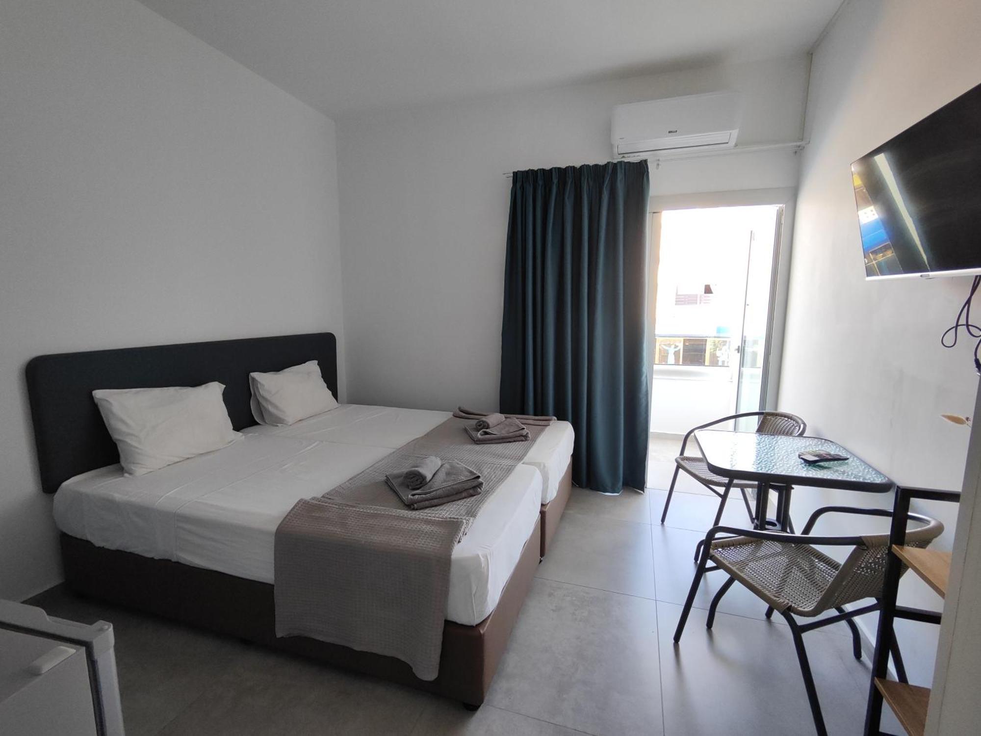 أيا نابا Sun Plaza Suites - Adults Only المظهر الخارجي الصورة