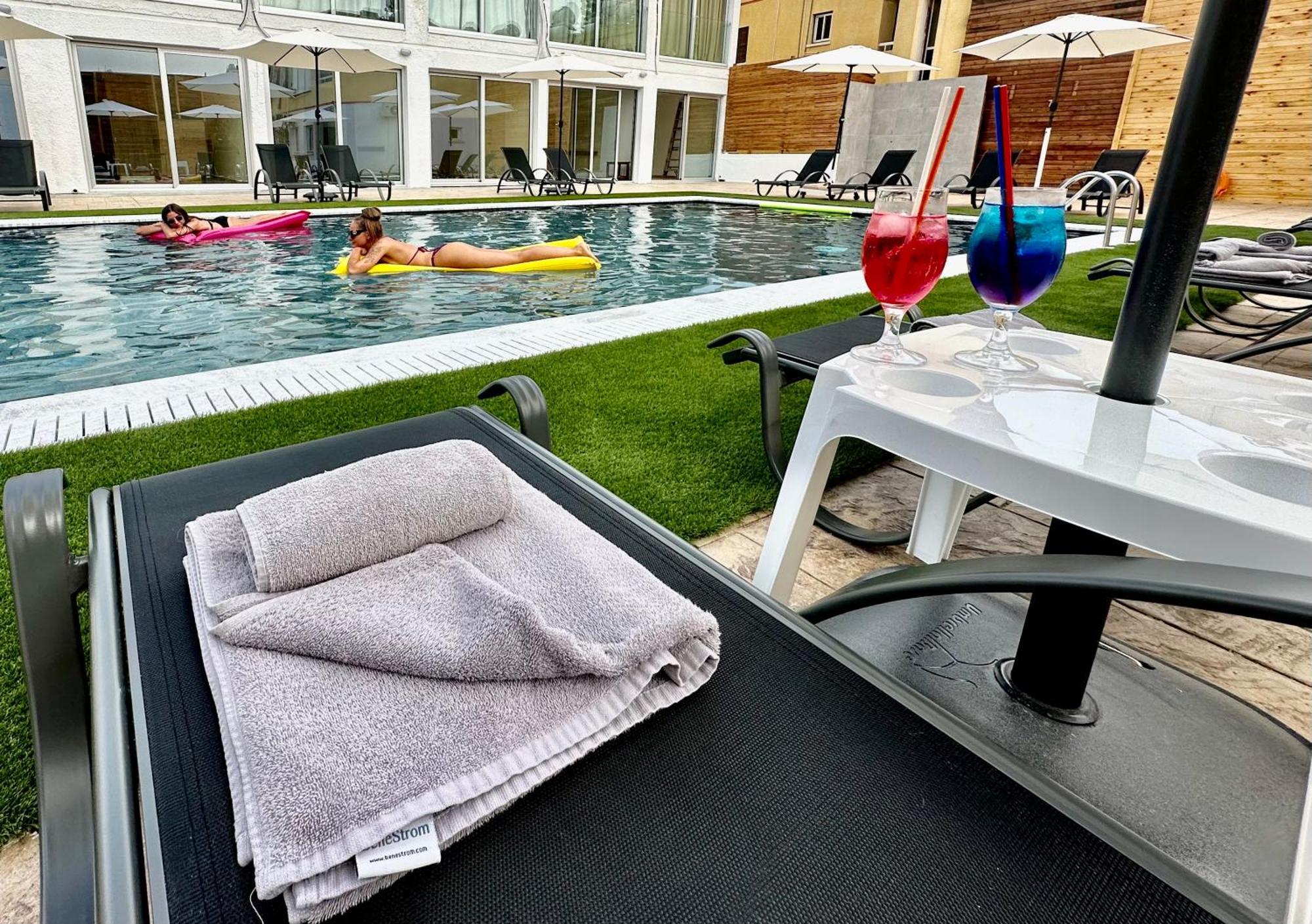 أيا نابا Sun Plaza Suites - Adults Only المظهر الخارجي الصورة