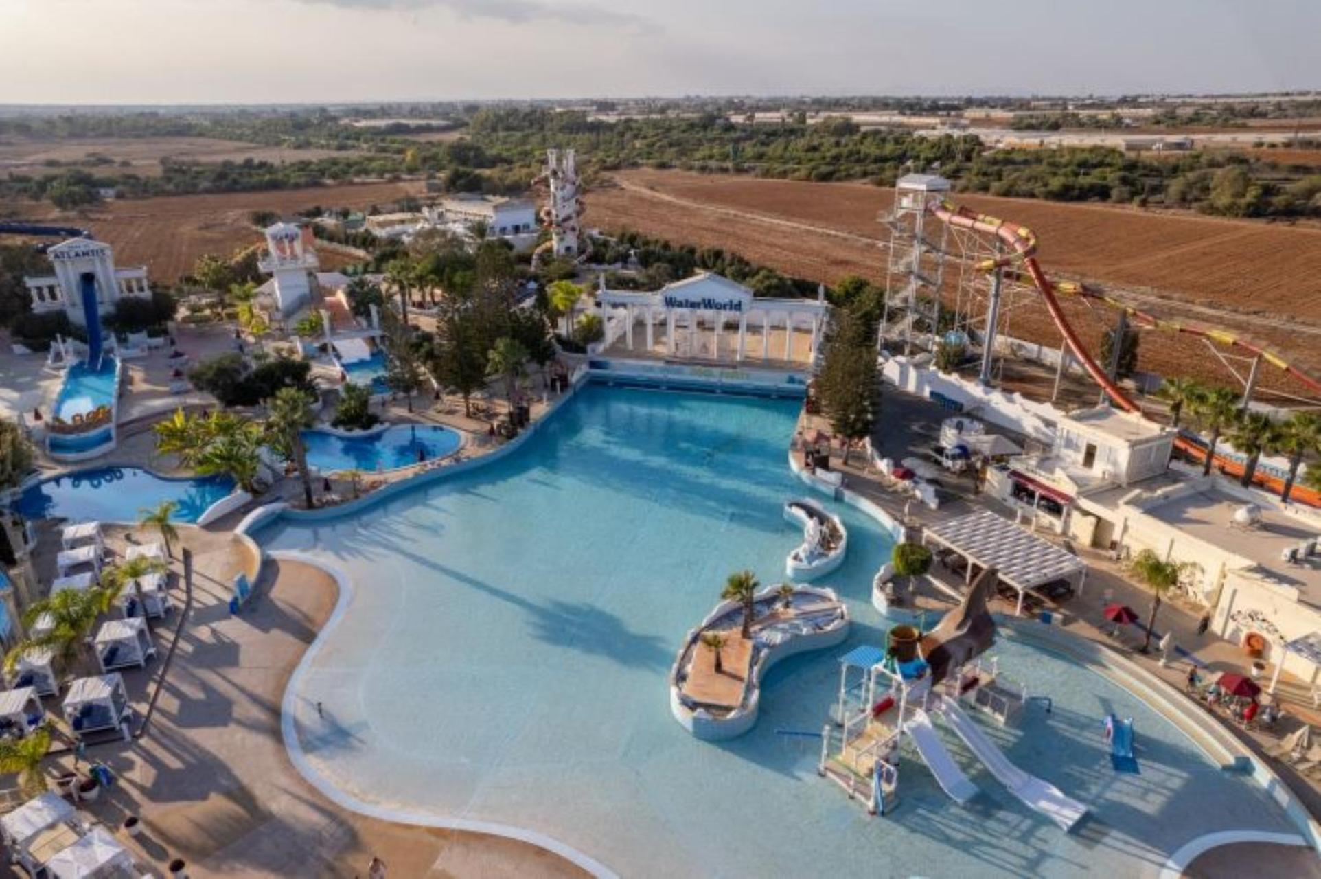 أيا نابا Sun Plaza Suites - Adults Only المظهر الخارجي الصورة